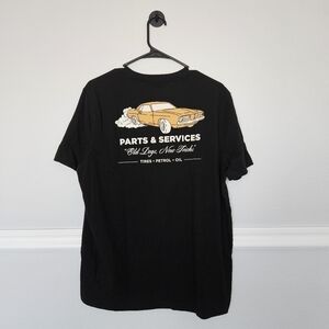 Old Navy Graphic Novelty Short Sleeve T-shirt Vintage Garage Parts & Service L